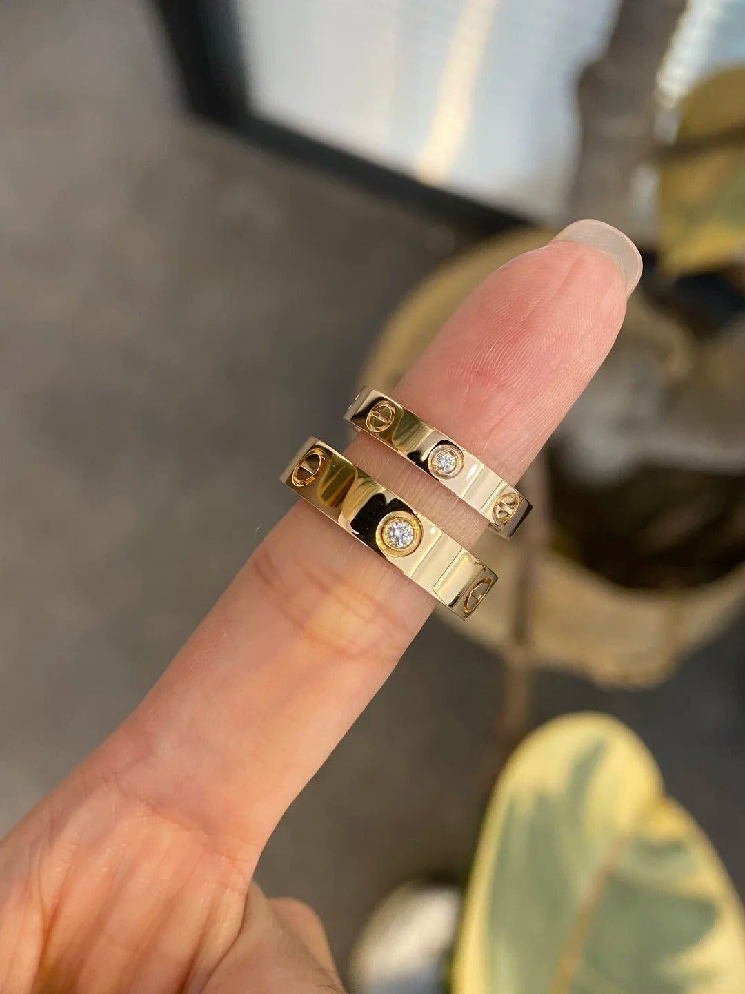 Cartier Love Ring Small Model, 3 Diamonds