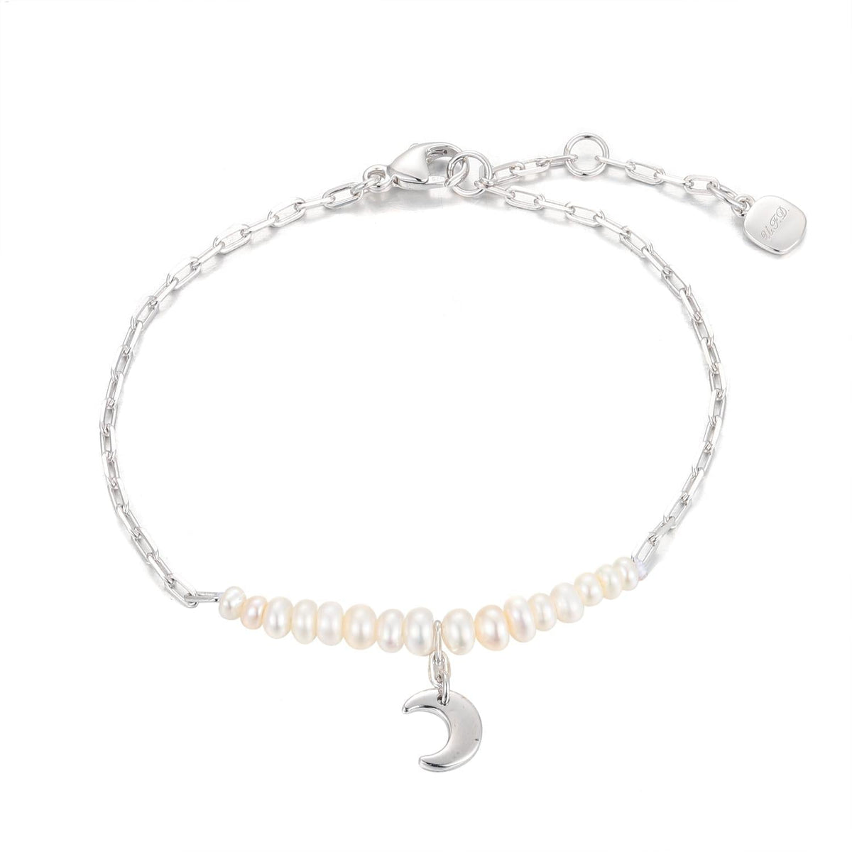 Moon Pendant Pearl Bracelet