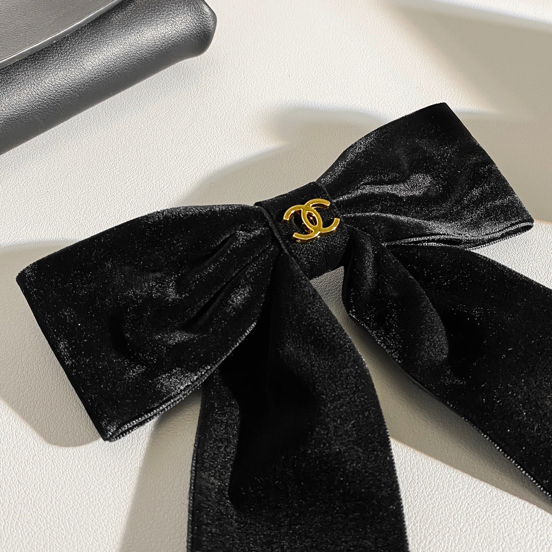 Chanel Bowknot Hair Clip