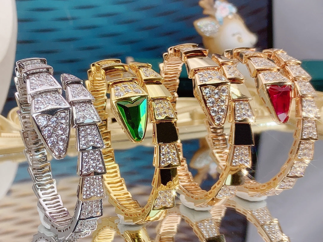 BVLG Serpenti Viper Diamond Bangle