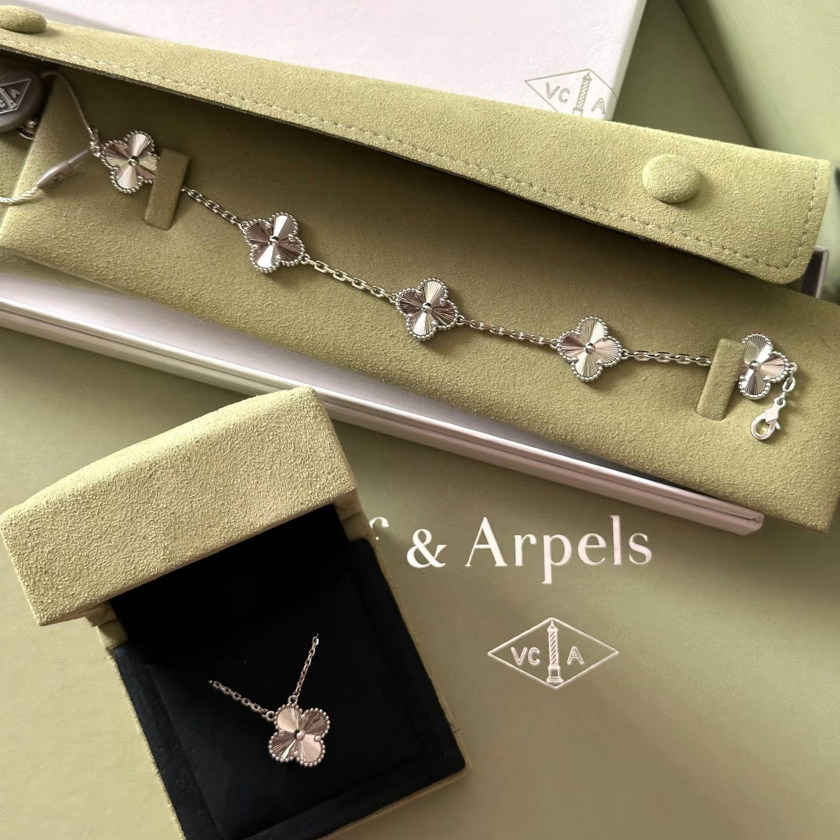 VCA  5 Motifs Bracelet Necklace Earrings Guilloche Silver Laser