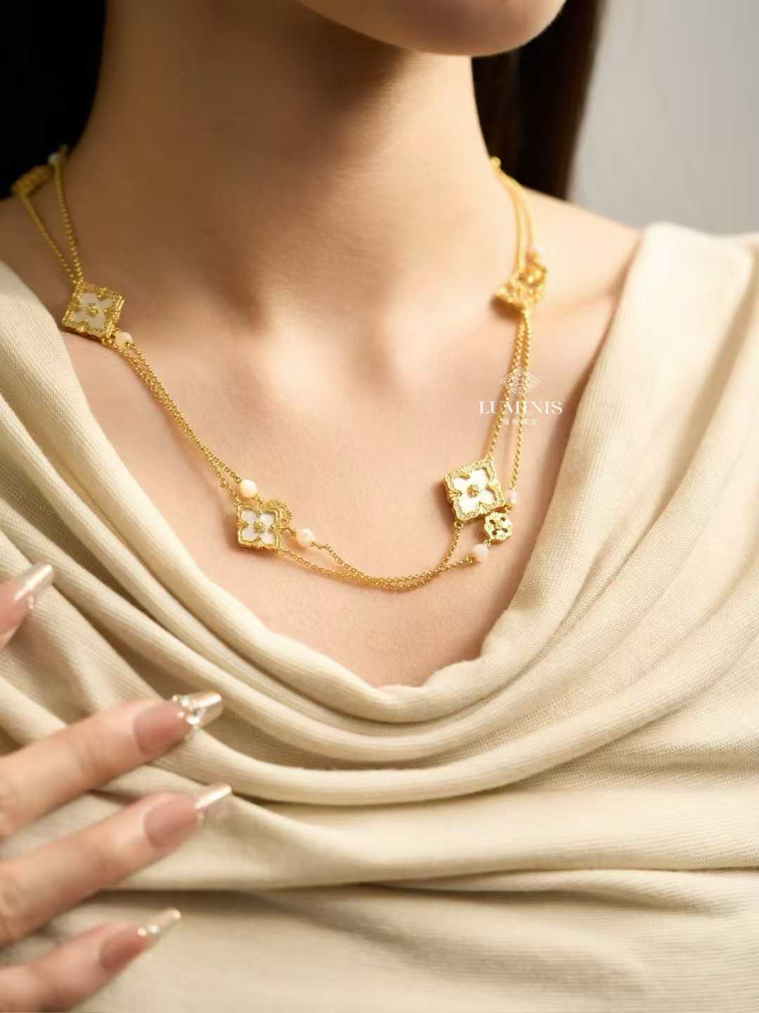 Lux Buccellati Gold Necklace