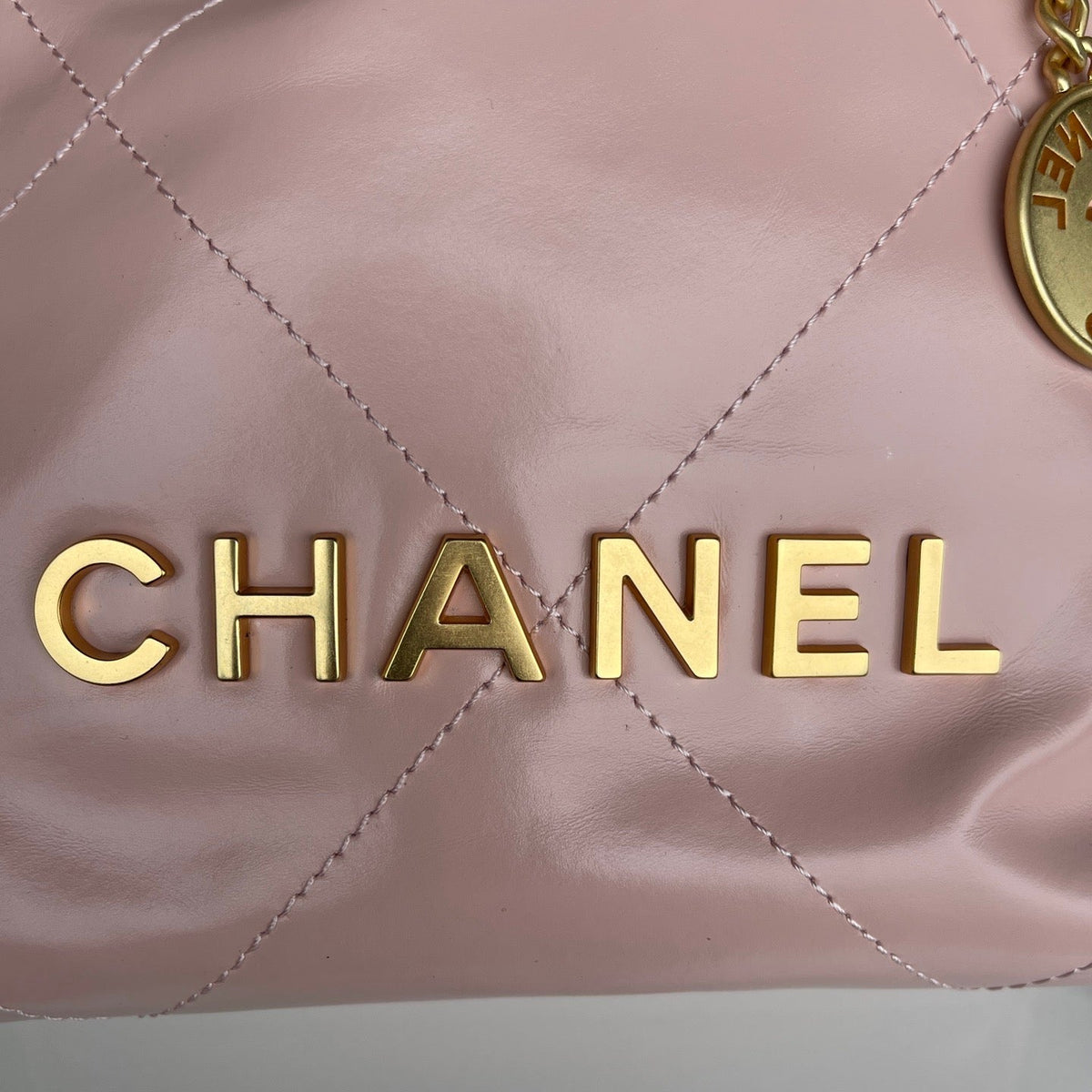 Chanel 22 Bag