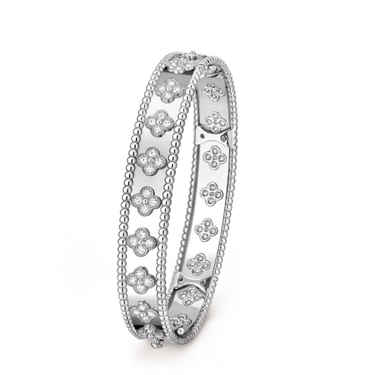 VCA Perlée clovers bracelet, classic model
